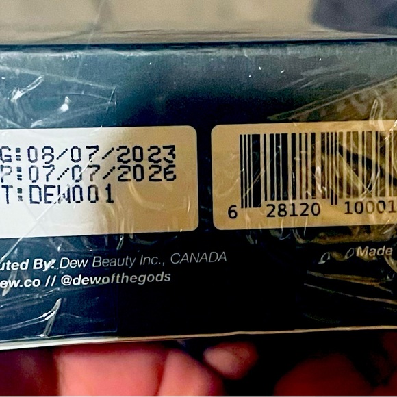 🎀🎀 Dew of The Gods The Theory Oat Milk Retinol Hyaluronic Cream 1.69 oz NEW - Picture 4 of 5